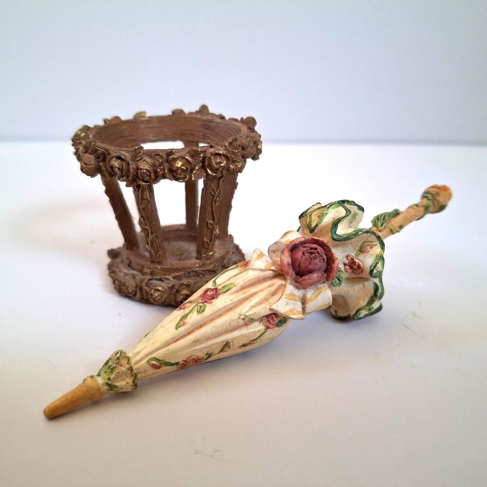 Vintage Lillian by Sandy Lynam Clough Figurine Parasol & Stand – #18017